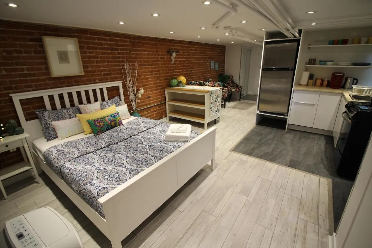 Cote-Des-Neiges - Downtown Apartment Montreal